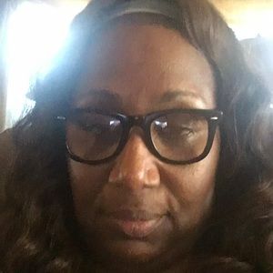 Meet your Posher, Janet